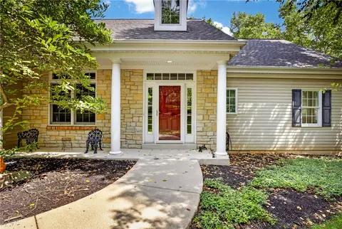 445 Dorseyville Rd, Pittsburgh, PA 15215
