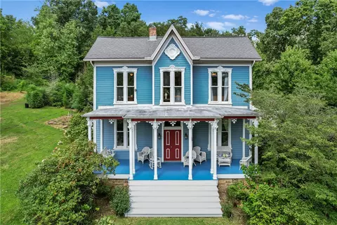 Exterior - 275 Wolfe Ln, Irwin, PA 15642 photo 10 of 10