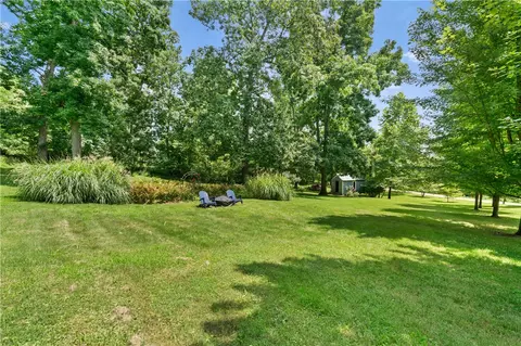 Exterior - 275 Wolfe Ln, Irwin, PA 15642 photo 4 of 10