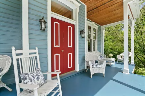 Exterior - 275 Wolfe Ln, Irwin, PA 15642 photo 2 of 10