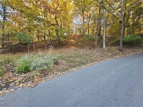 0 Sycamore Rd, Sewickley, PA 15143