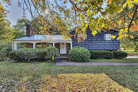 156 Pump Sta, New Alexandria, PA 15670