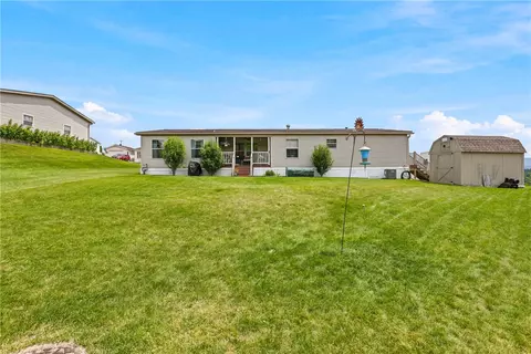105 Sunset Dr, Berlin, PA 15530 photo 32