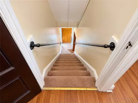 Entry Way - 210 Washington Ave, Vandergrift, PA 15690 photo 4 of 4