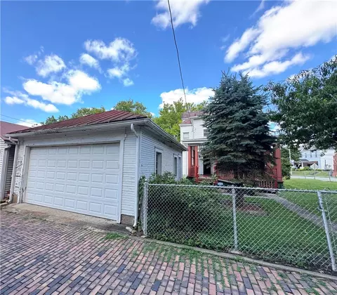 Exterior - 210 Washington Ave, Vandergrift, PA 15690 photo 7 of 7