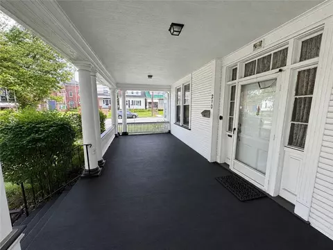 Exterior - 210 Washington Ave, Vandergrift, PA 15690 photo 3 of 7