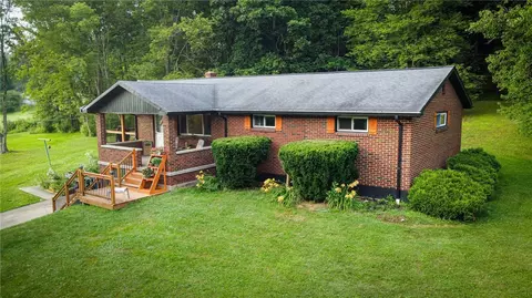 119 Eberhart Ln, Chicora, PA 16025