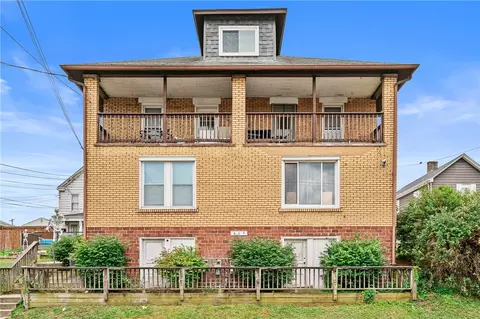 469 Grant Ave, Carnegie, PA 15106
