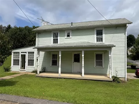 1526 6th St, Beaver Falls, PA 15010