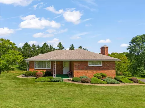 120 Helen St, Washington, PA 15301