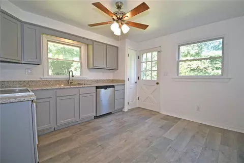 Kitchen - 2782 Walters Ct, Export, PA 15632 photo 1 of 3