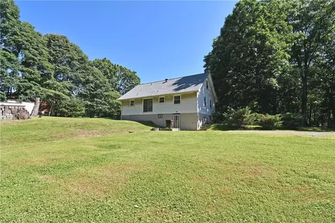 Exterior - 2782 Walters Ct, Export, PA 15632 photo 4 of 12