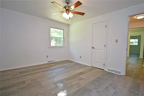 Bedroom - 2782 Walters Ct, Export, PA 15632 photo 2 of 10