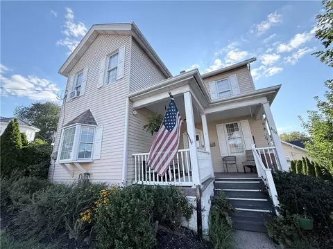 404 9th St, Monongahela, PA 15063