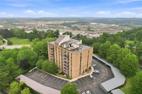 820 E Beau St #5J, Washington, PA 15301