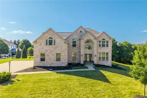 280 Palomino Dr, Bethel Park, PA 15102