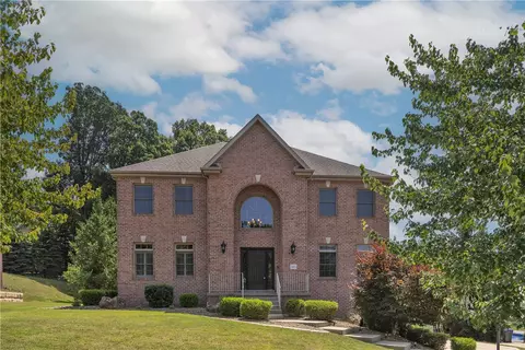 310 Riva Ridge Dr, Cranberry Township, PA 16066