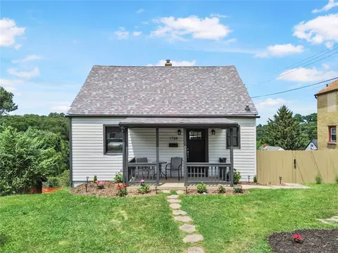 1728 Iowa Ave, West Mifflin, PA 15122