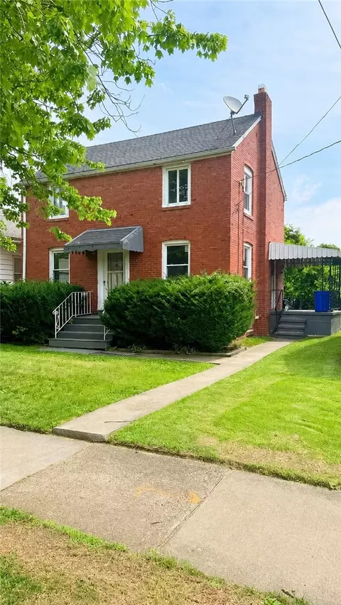 2310 Delaware Ave, New Castle, PA 16105