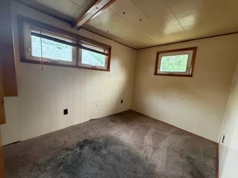 1924 Cherry Aly, Monaca, PA 15061 photo 5