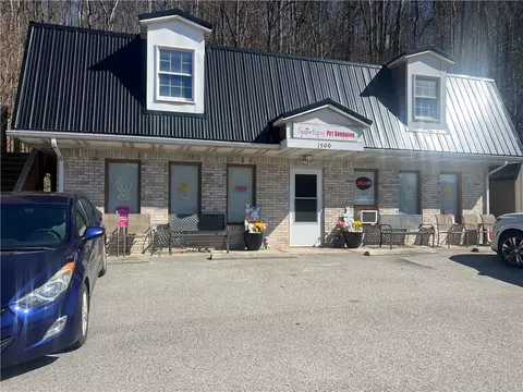 1500 Ferndale Ave, Johnstown, PA 15905
