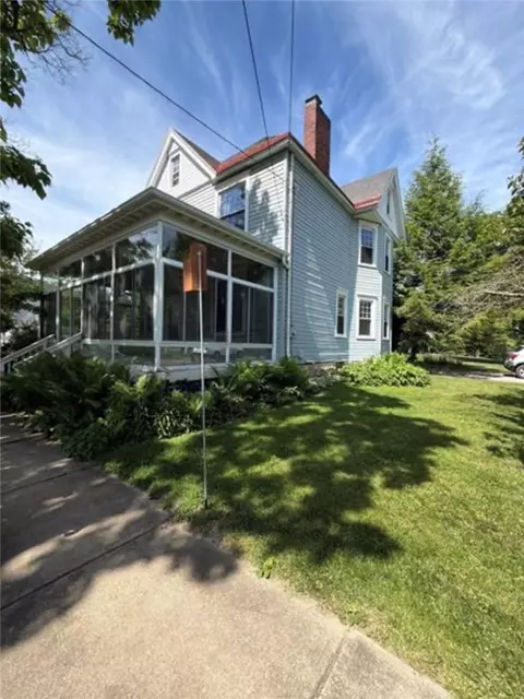 46 Elwyn Ave, Carnegie, PA 15106