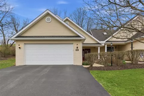 106 Westminster Dr, Pittsburgh, PA 15229