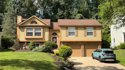 241 Valley Park Dr, Pittsburgh, PA 15216