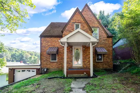103 Taylor St, Petrolia, PA 16050