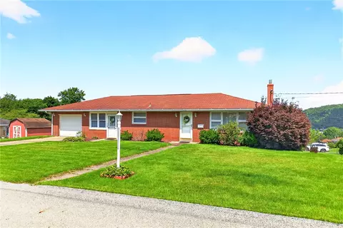 700 Stokes Dr, Elizabeth, PA 15037