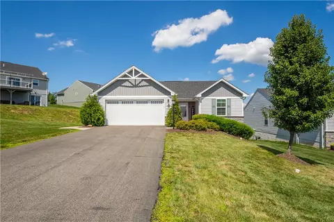 589 Birch Dr, Houston, PA 15342
