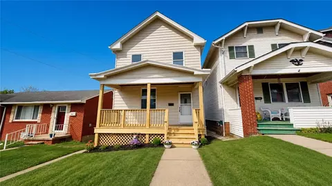 121 Sampson Ave, Pittsburgh, PA 15205