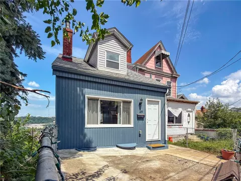 49 Holt St, Pittsburgh, PA 15203
