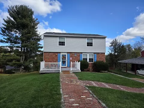 43 Woodhill Dr, Cheswick, PA 15024