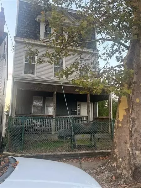 216 Langley Ave, Pittsburgh, PA 15214