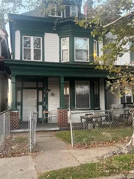 220 Langley Ave, Pittsburgh, PA 15214