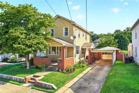 617 10th Ave, New Brighton, PA 15066
