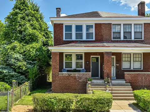 528 N St Clair, Pittsburgh, PA 15206