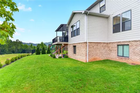 Exterior - 321 Crest Ln, Mars, PA 16046 photo 7 of 8
