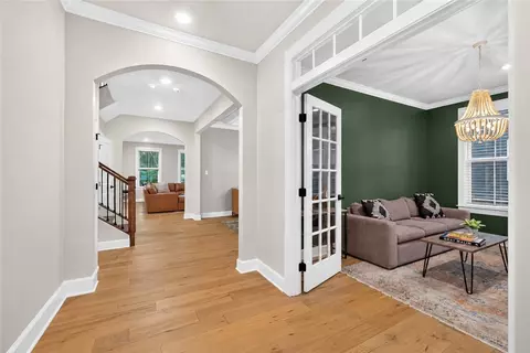 Entry Way - 321 Crest Ln, Mars, PA 16046 photo 1 of 5