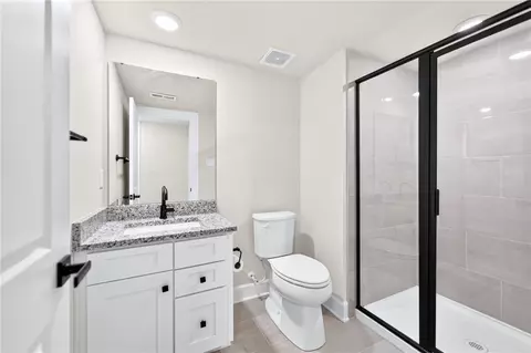 Bath - 321 Crest Ln, Mars, PA 16046 photo 6 of 6