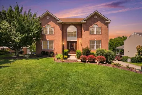 619 Harvester Dr, Oakdale, PA 15071