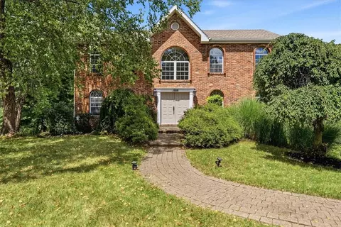 3208 Waterford Ct, Pittsburgh, PA 15238
