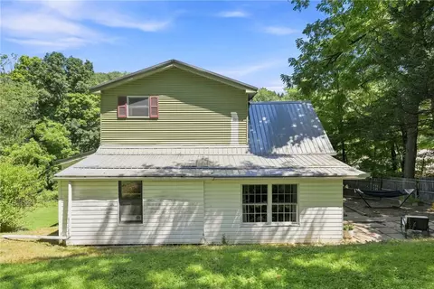 Exterior - 904 Old State Rd, Apollo, PA 15613 photo 9 of 9