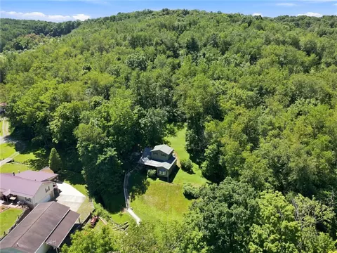 View/Area - 904 Old State Rd, Apollo, PA 15613 photo 2 of 3