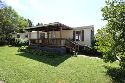 9 Rodao Dr, Finleyville, PA 15332