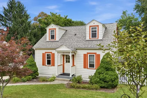 62 Kennedy, Mckees Rocks, PA 15136
