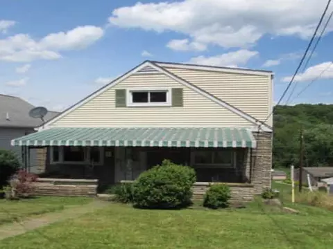 2345 Locust St, Greensburg, PA 15601