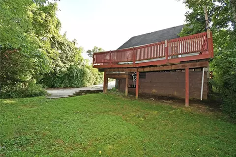 Exterior - 95 Long Dr, Pittsburgh, PA 15241 photo 11 of 11