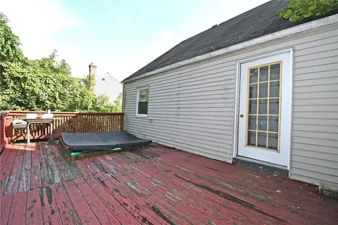 Exterior - 95 Long Dr, Pittsburgh, PA 15241 photo 6 of 11